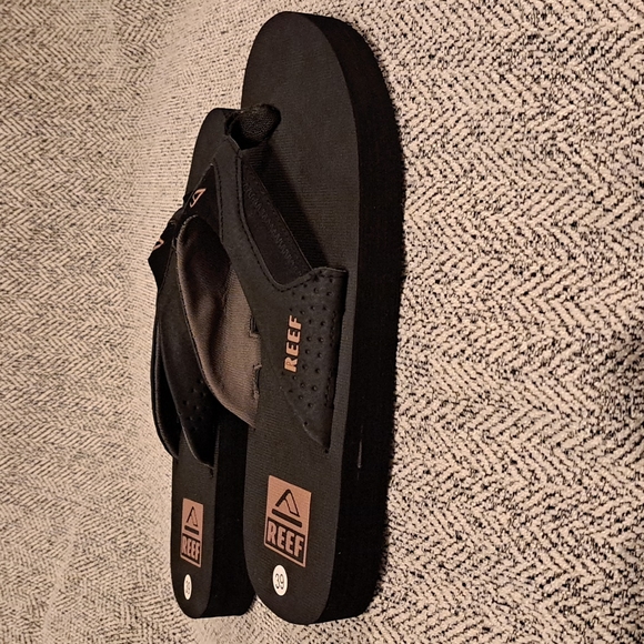 Reef Flip Flop Sandals, Size EU 39, US 6 - Picture 6 of 12